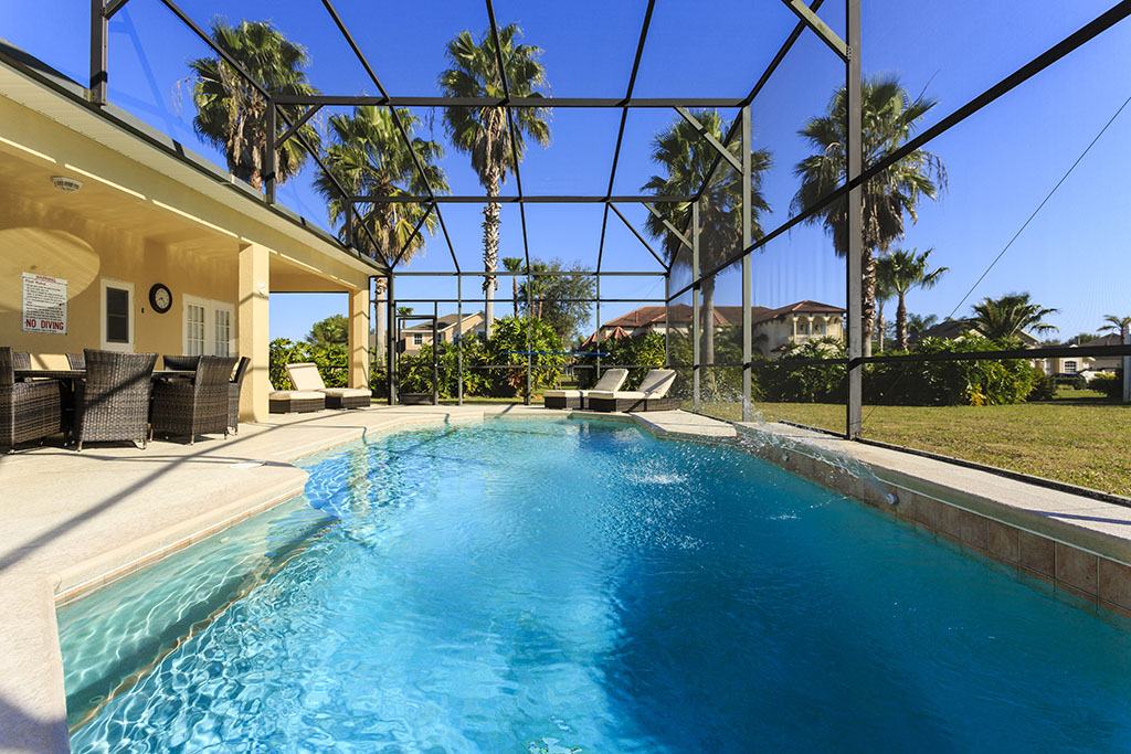 6 Bedroom, 5 Star Platinum Formosa Gardens