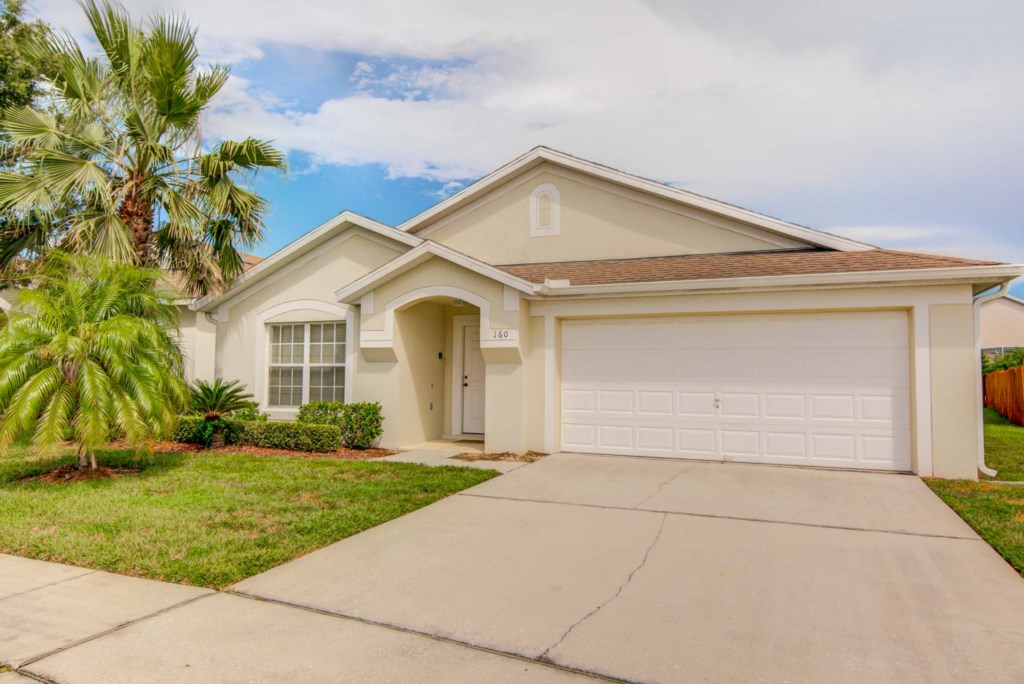 4 Bedroom, 3 Star Standard Hampton Lakes Villas